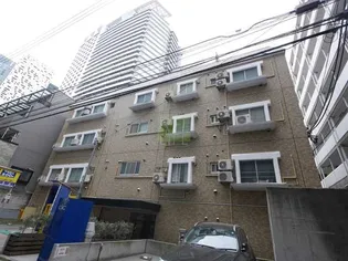 ダイヤモンドレジデンス新宿【2階】の外観