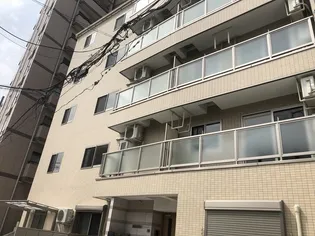 ハイウッズヤマテ【3階】の外観