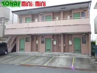 コーポレッド【2階】の外観