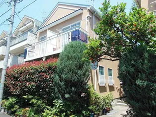 クレストコートの画像