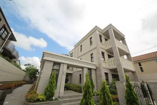 カールスルーエ吉祥寺【2階】の外観