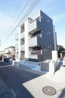 Y cat 日進【2階】の外観