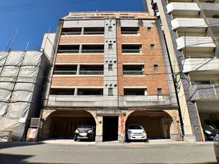 ラ・フオート騎射場【6階】の外観