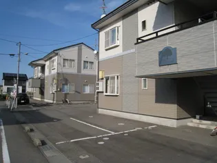 レブリーA棟の画像