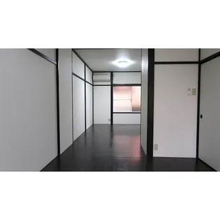 ヴェルジェ78【1階】の居間