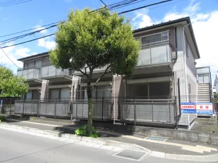 サン・ヴィレッジ泉崎【1階】の外観