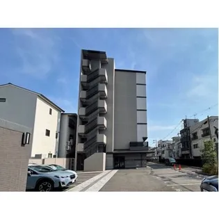 プレデコート西京極【1階】の外観