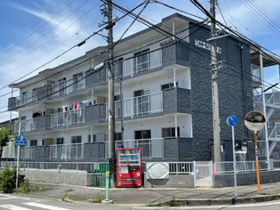 シャトルハイツA棟【3階】の外観