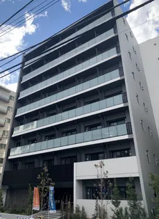 東京都新宿区若葉2【マンション】の外観