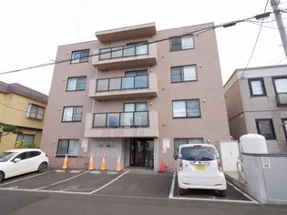 カーサ国際大前【4階】の外観