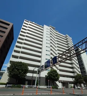 パークフラッツ横濱公園【5階】の外観