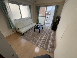 スプルース【3階】の居間