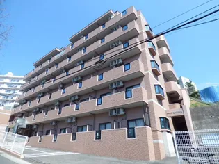 アーバンヒルズ国見【2階】の外観