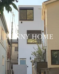 ソルナクレイシア都立大学【1階】の外観