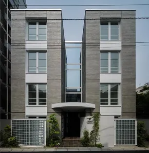 ALERO上落合【4階】の外観