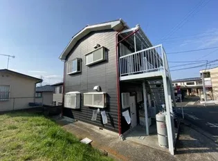 ポルシェ伊勢原IIIの外観