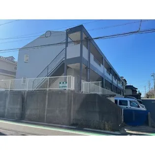 シャルマンハイツ【1階】の外観