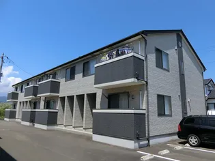 雪【2階】の外観