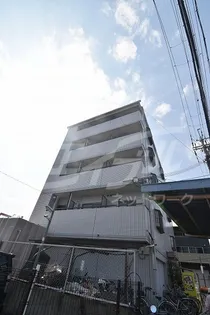 アパートメント摂津II【5階】の外観