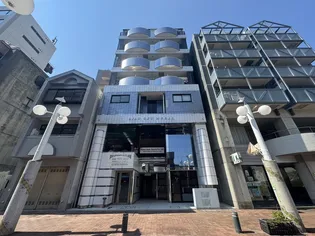 リルオズモ-ルの外観