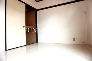 西太子堂パールハイツ【2階】の内装