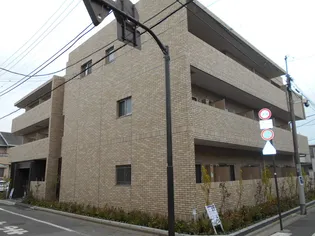 東京都新宿区西落合4【マンション】の外観