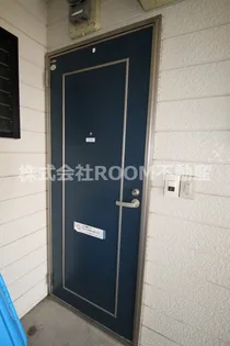 志比田Oハイツ【1階】の玄関