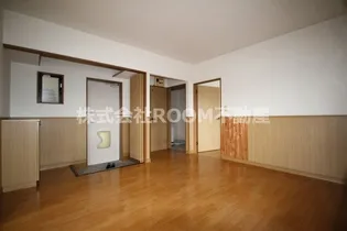 志比田Oハイツ【1階】の居間