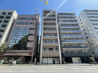 YSK新宿御苑【5階】の外観