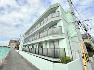 グリーンルーフ京阪【3階】の外観