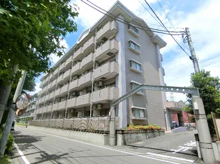 ユニバース【1階】の外観