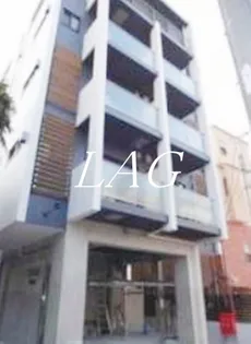 トライアングル旗の台の画像