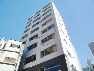 コンフォート東新宿【3階】の外観