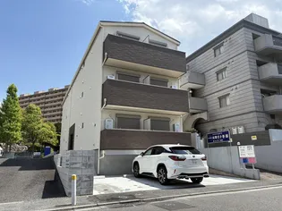 カーサハッピー中川【2階】の外観