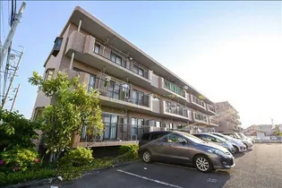 シャンピエール【1階】の外観