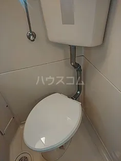 ローズアパートB棟F13B【1階】の内装