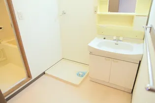 ヴィラヒラモト【1階】の内装