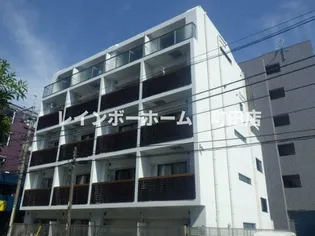 nest【2階】の外観