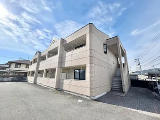 高知県土佐市高岡町甲【アパート】の外観