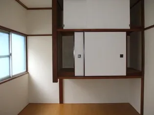 信アパートメントの画像