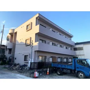 ベルドゥムール草加金明【2階】の外観