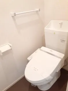 ヴィラ・ルピナスIII【2階】の内装