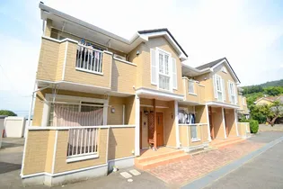 ベルフラワー【1階】の外観