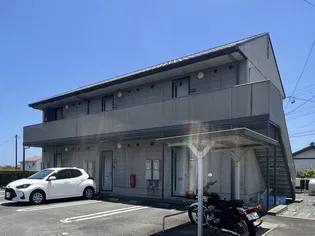 リヴュールの外観