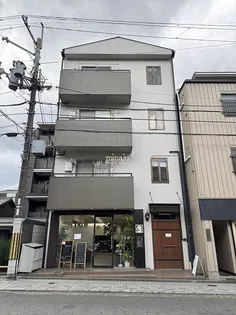 ミナージュ大手筋の外観