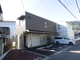 シャーメゾン三加茂【2階】の外観