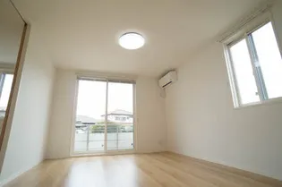 シャーメゾン愛子中央【1階】の内装