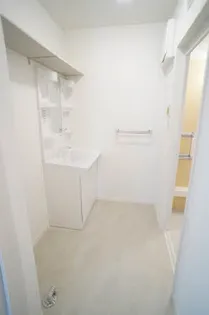 シャーメゾン愛子中央【1階】の内装