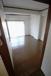 松尾ビル【2階】の居間