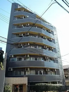 東京都新宿区下落合4【マンション】の外観